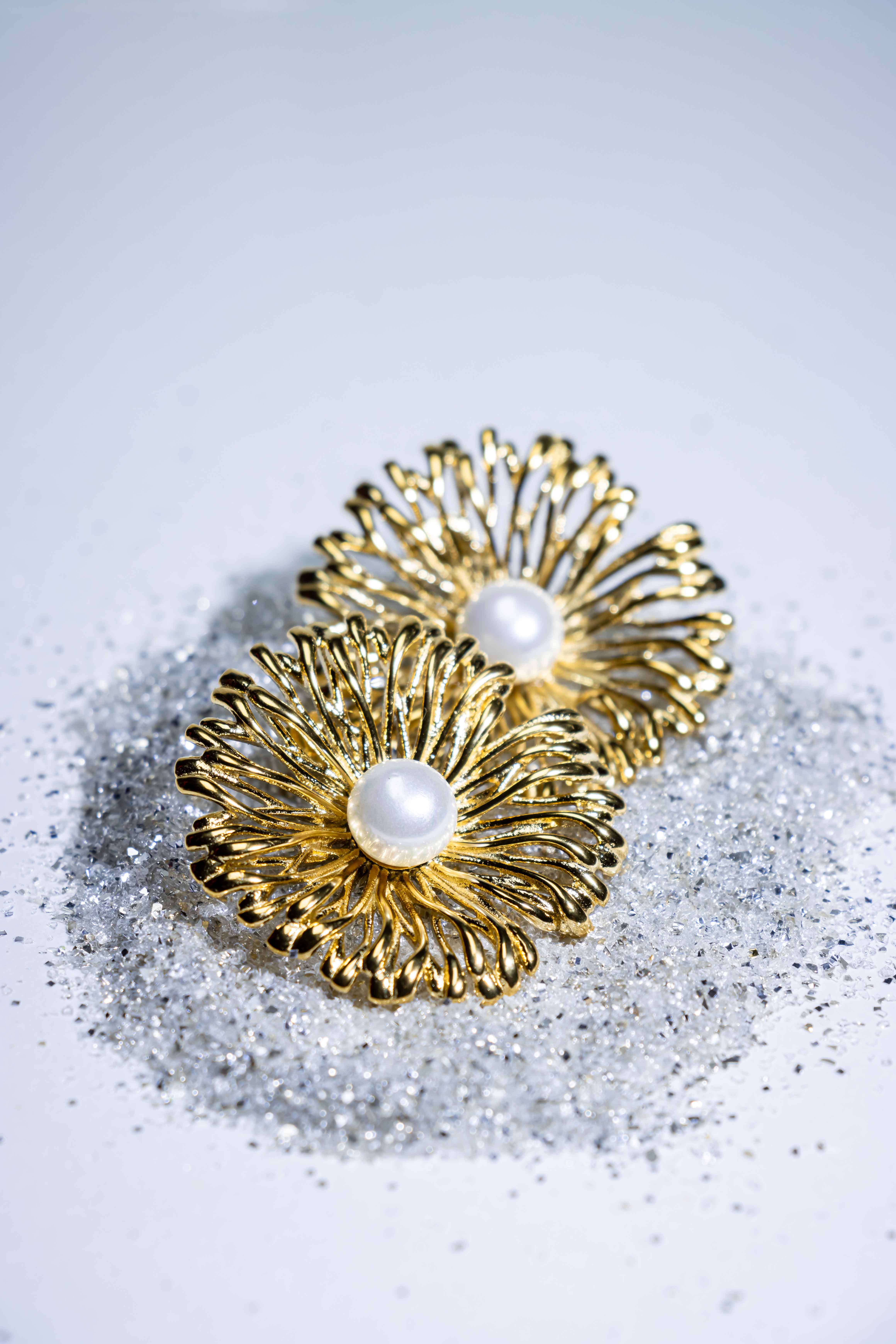 Lustrous Pearl Earrings 1