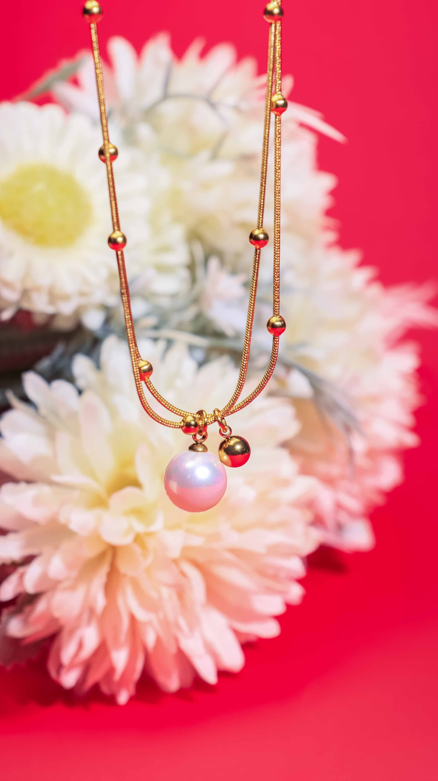 Layered Glow Necklace 1